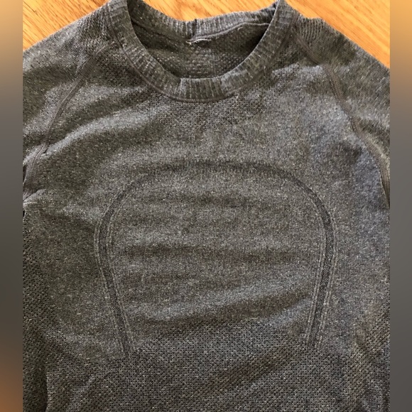 Lululemon Swiftly long sleeve top - heather gray 4 - Picture 4 of 4